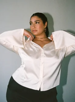 Princess Polly Anni Satin Shirtcurve   Cream Clearance