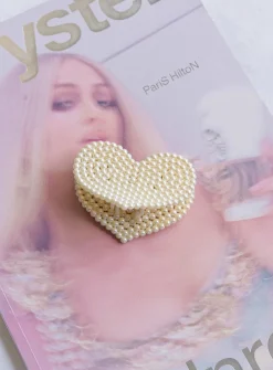 Princess Polly Azie Heart Hair Clip Pearl   Cream Discount