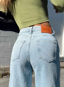 Princess Polly Booran Wide Leg Light Washjean Denim Fashion