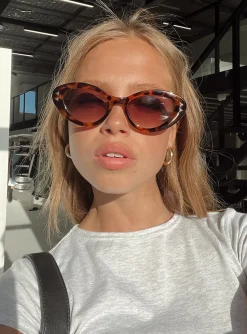 Princess Polly Brinney Sunglasses  Tort Hot