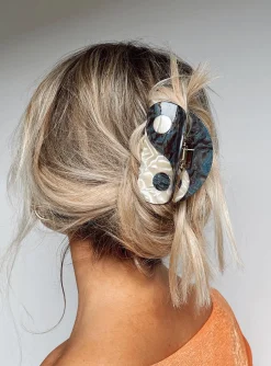 Princess Polly Daria Hair Clip  Cream / Brown Cheap