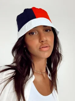Princess Polly From The Block Bucket Hat  White Best Sale