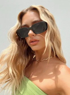 Princess Polly Gabrysia Sunglasses  Black Hot