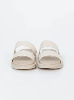 Princess Polly Getaway Slides  Cream New