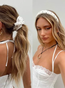 Princess Polly Hughes Scrunchie &Amp; Headband  Cream New