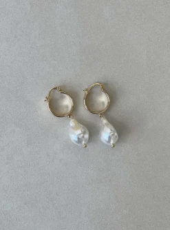 Princess Polly Kaiplated Earrings   Gold New