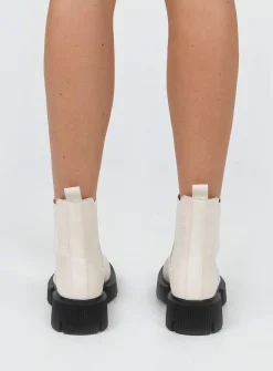 Princess Polly Lavern Boot  Beige Shop