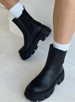 Princess Polly Leddick Boots  Black Clearance