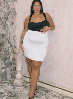 Princess Polly Miah Mini Dress/ Black Curve   White Fashion