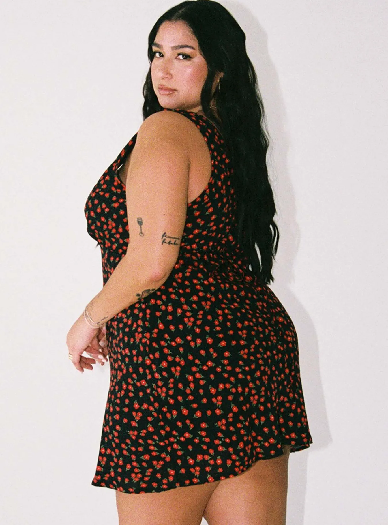 Princess Polly Nellie Mini Dresscurve Black / Red Floral Fashion