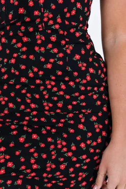 Princess Polly Noda Midi Dress Petite Black/Red Best