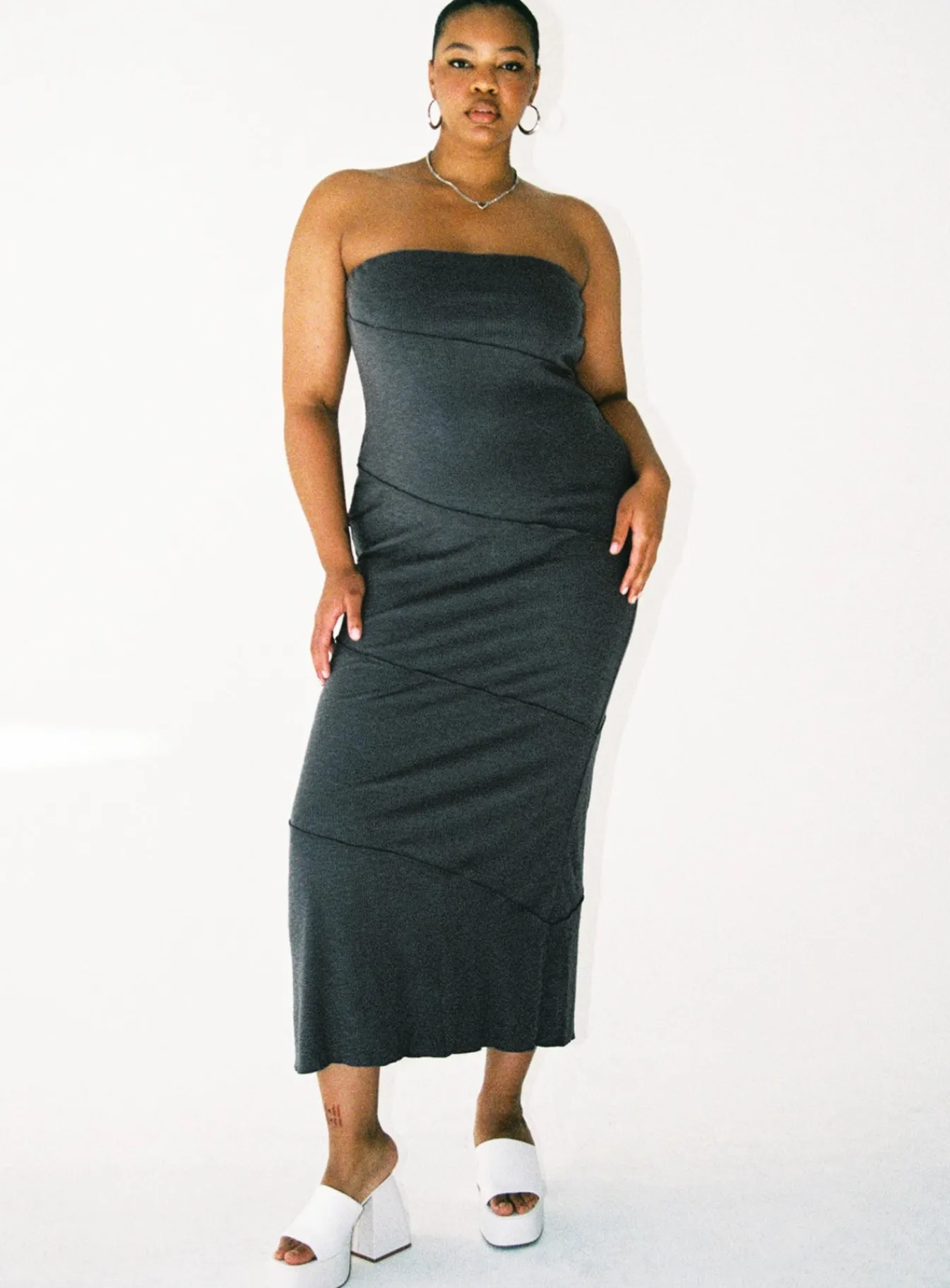 Princess Polly Oscar Midi Dresscurve Grey Clearance