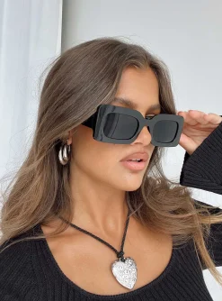 Princess Polly Prosser Sunglasses  Black Cheap
