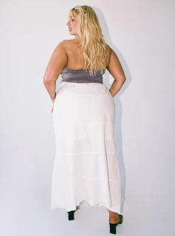 Princess Polly Raven Mid Rise Maxi Skirtcurve   White Clearance