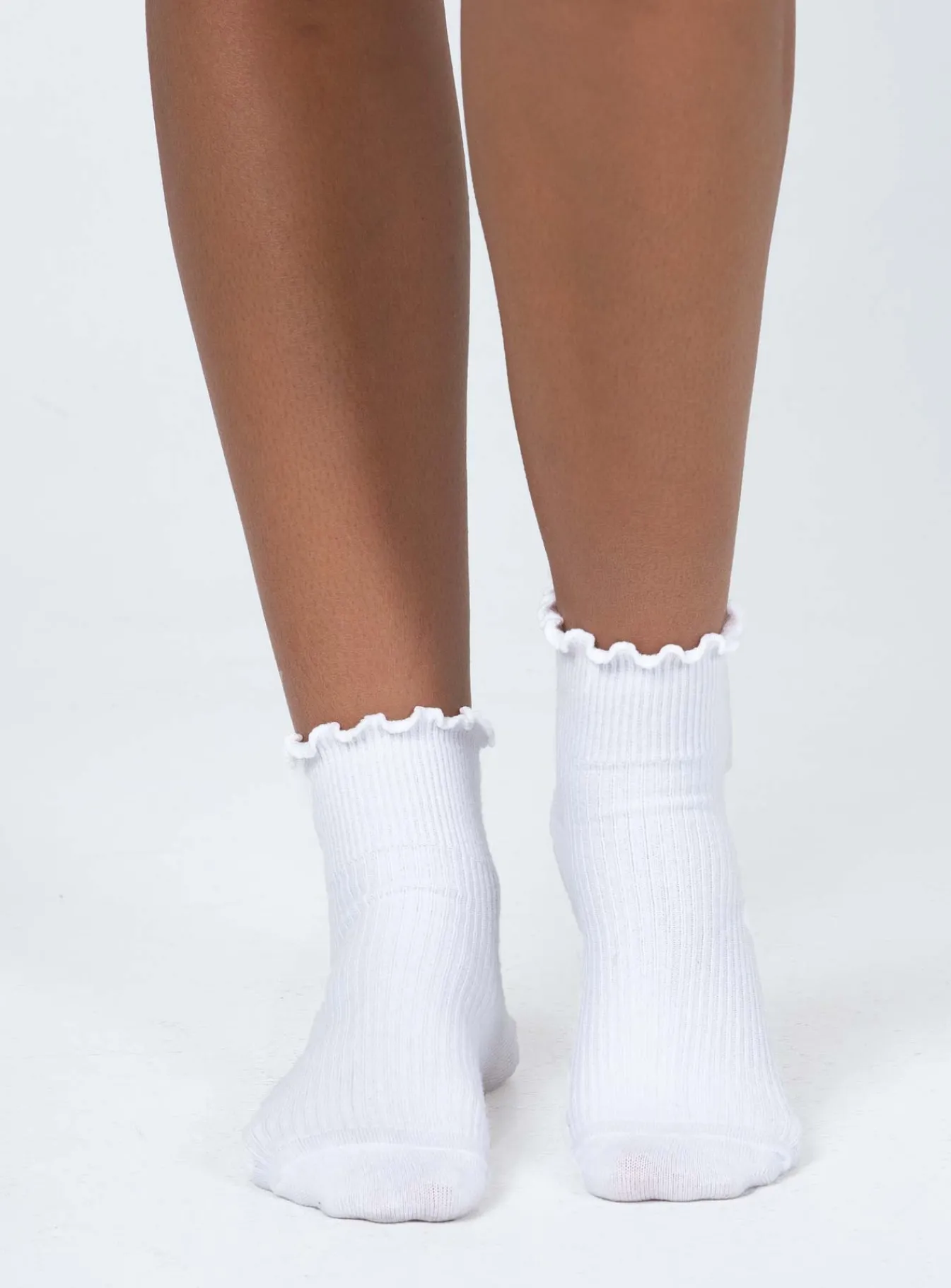 Princess Polly Ribbed Ruffle Socks White New