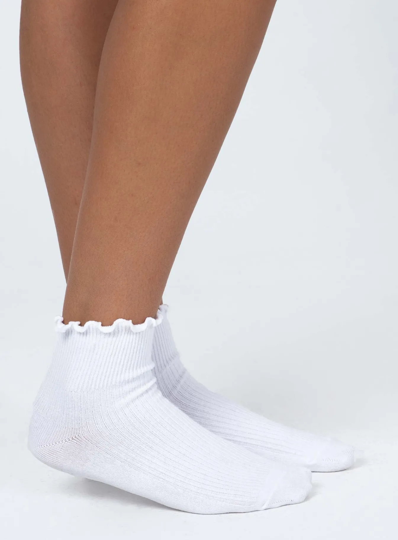Princess Polly Ribbed Ruffle Socks White New