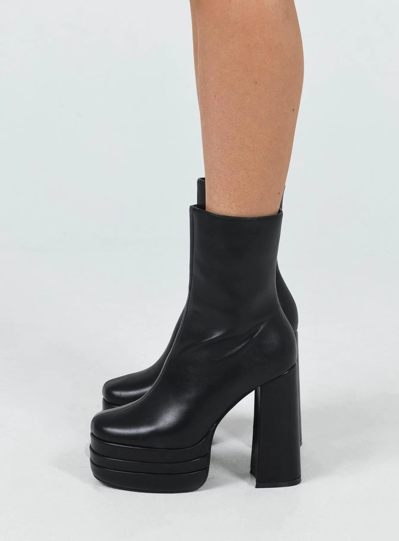 Princess Polly Ricardo Platform Ankle Boots Black Cheap