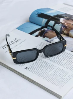 Princess Polly Solano Sunglasses  Black Discount