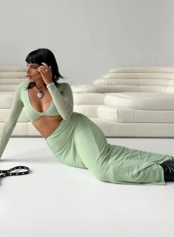 Princess Polly Strand Set  Green Hot