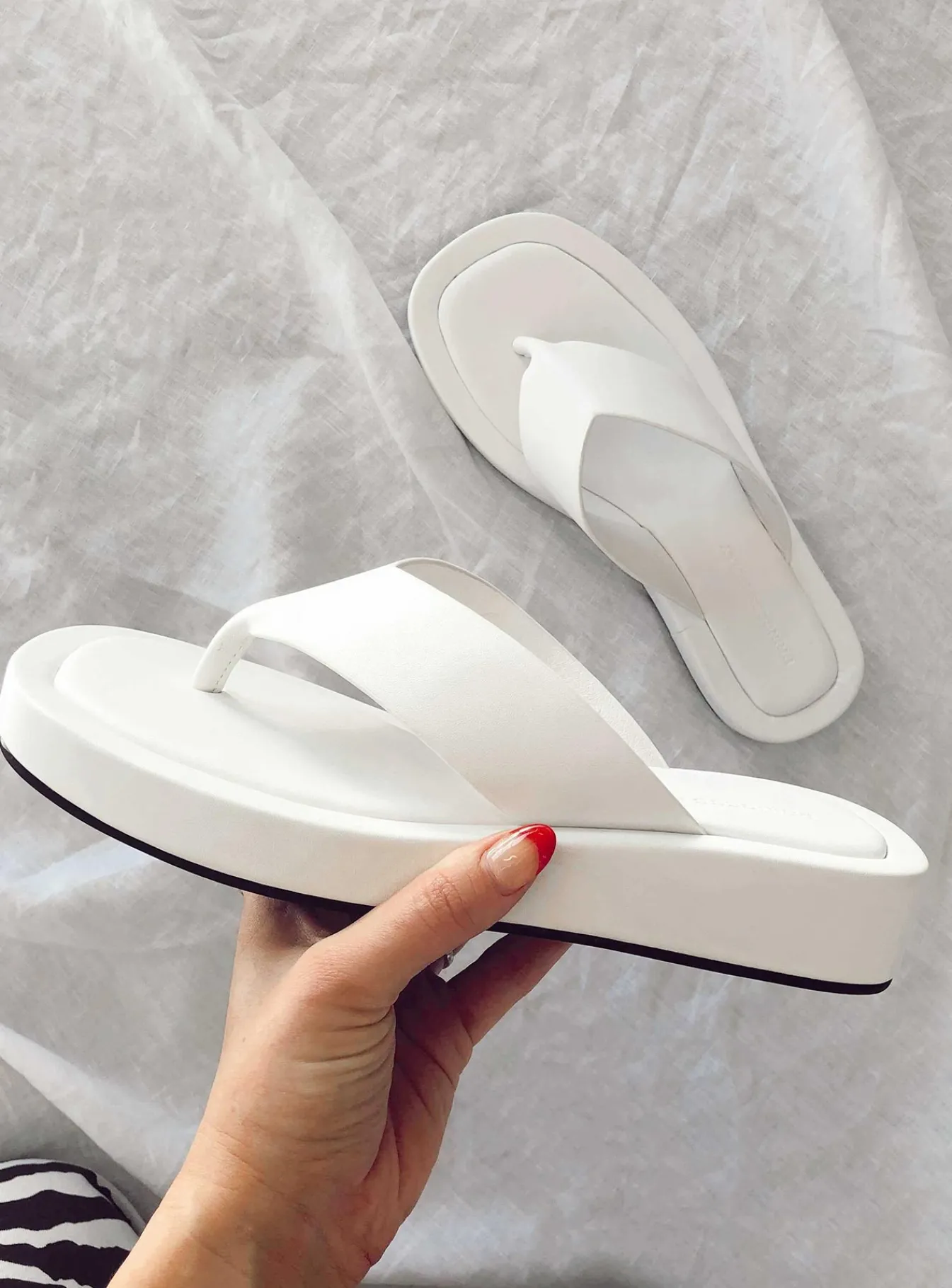 Princess Polly Tampa Sandals White New