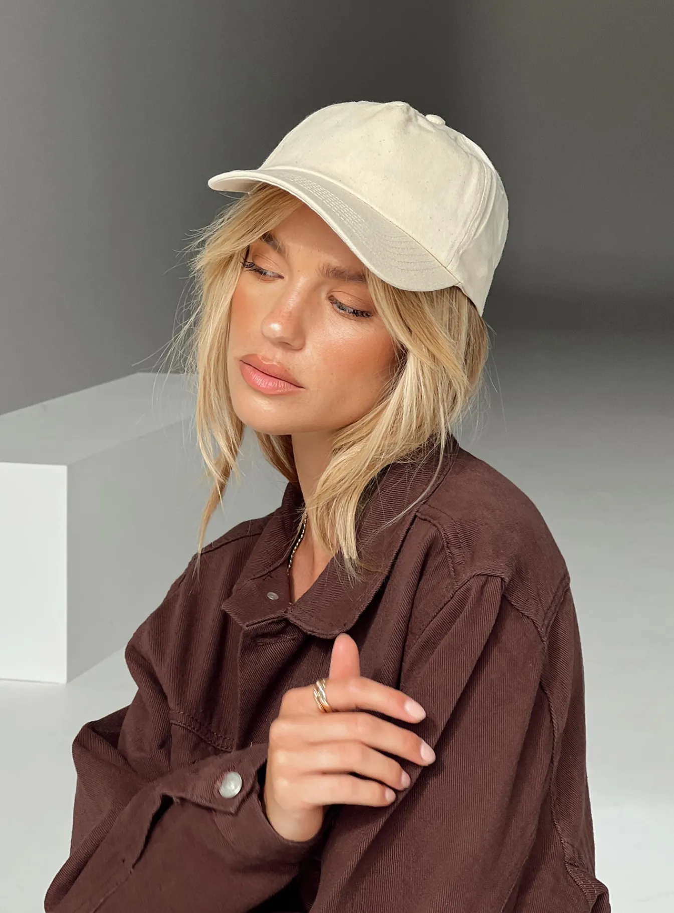 Princess Polly Tamra Cap Cream New