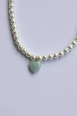 Princess Polly Telka Pearl Heart Necklace/ Green   White Best