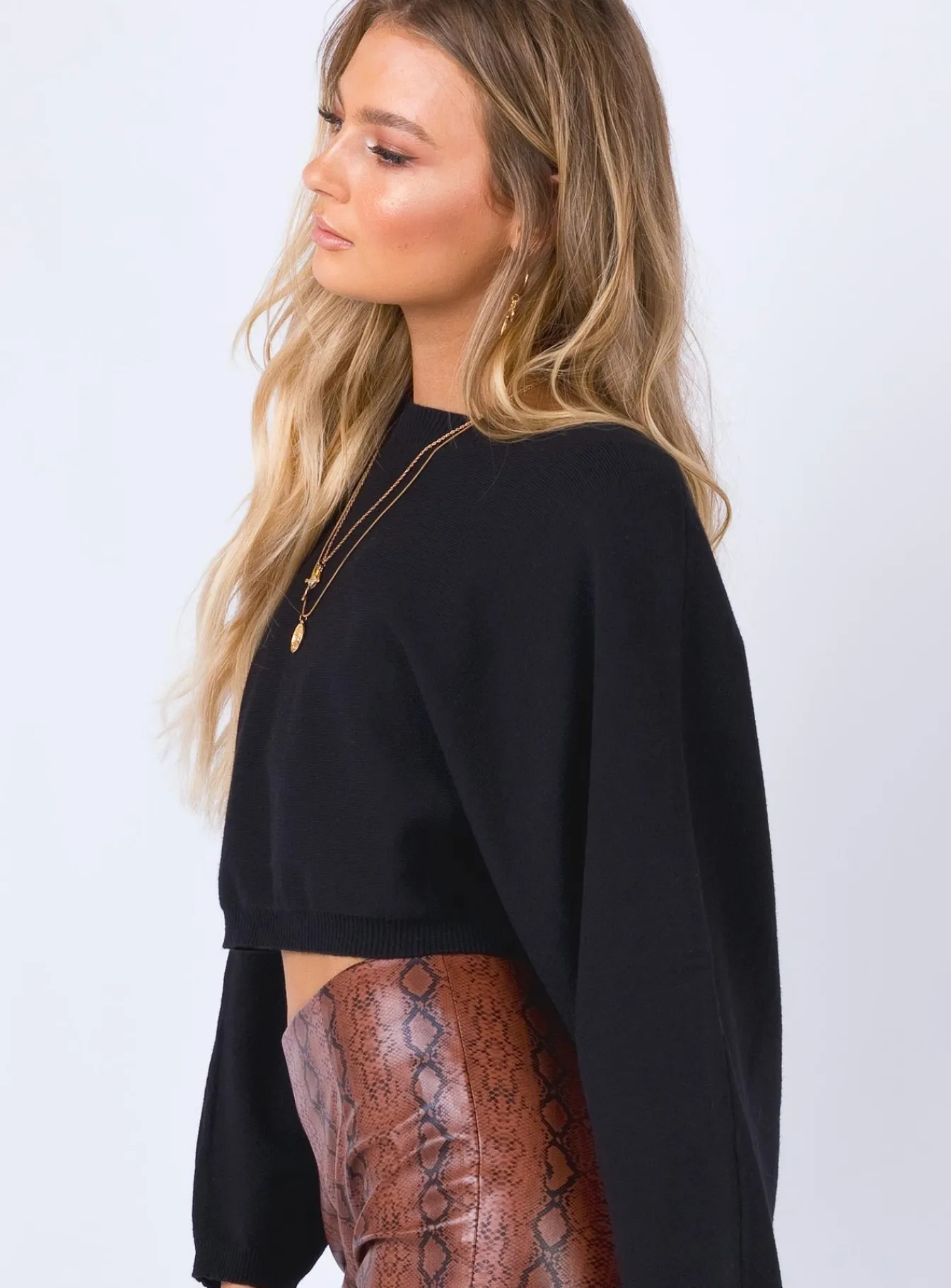 Princess Polly The Thorpe Cropped Sweatshirt Black Fashion