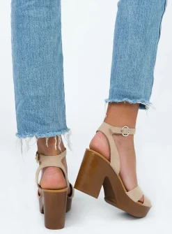 Princess Polly Therapy Camellia Heel  Cashew New