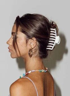 Princess Polly Watch Me Hair Clip White Store