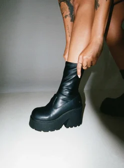 Princess Polly Windsor Smith Foundstretch Sock Boot   Black Sale