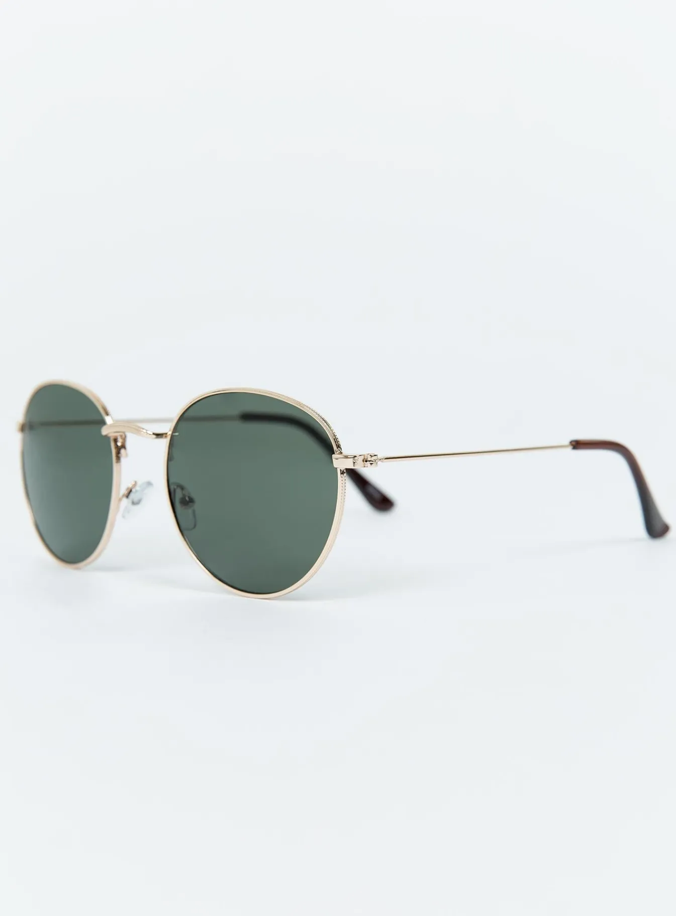 Princess Polly With The Band Sunglasses Gold Discount